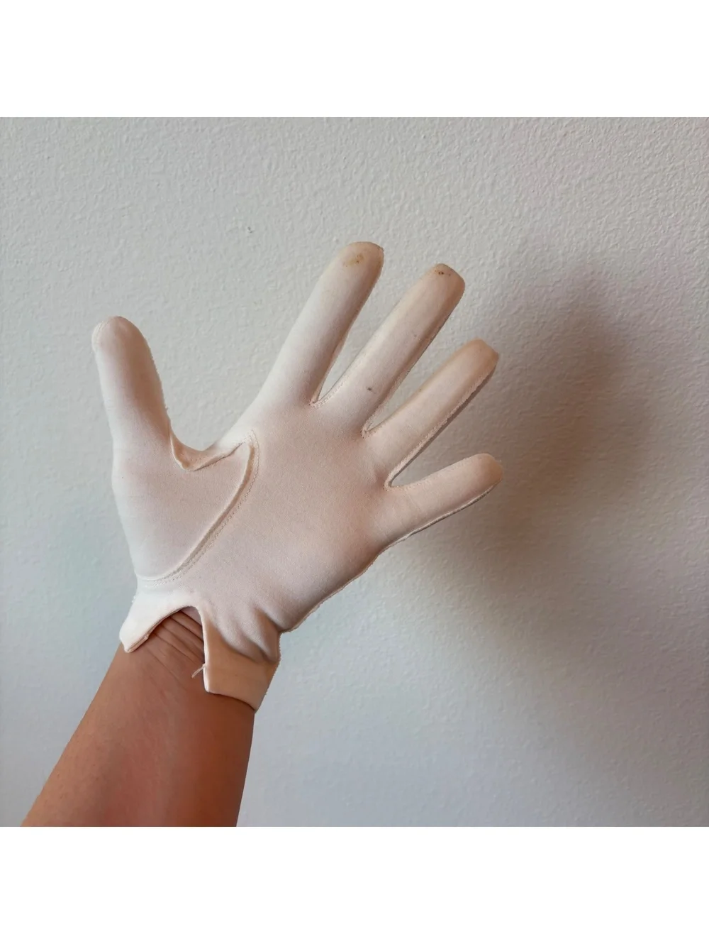Vintage White Nylon Beaded Dress Gloves Wrist Formal Wedding Tea Party Costume